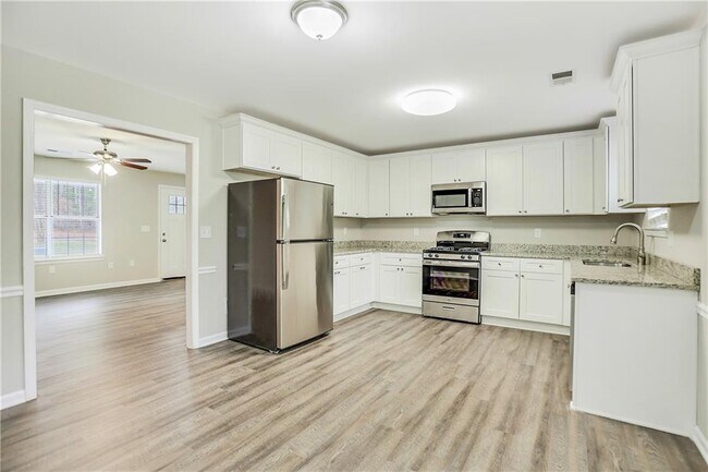 Building Photo - 30 Mabry Rd