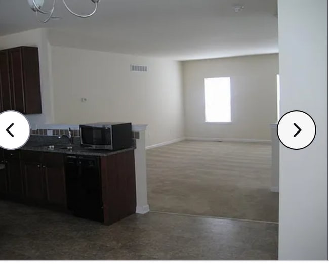 Cocina/Sala de estar - 112 Ridgemont Dr