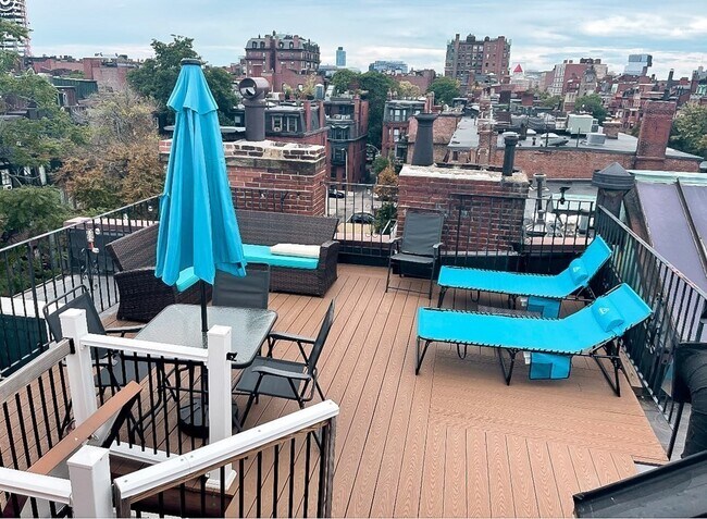 Foto del edificio - 412 Beacon St