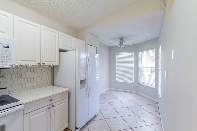 Foto del edificio - 11811 SW 8th St