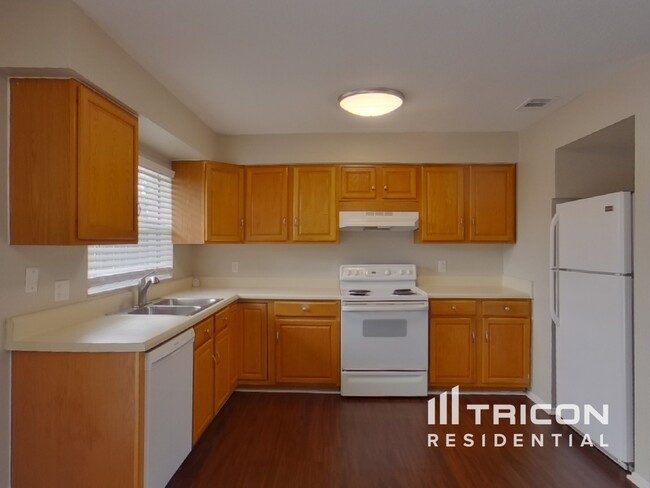 Building Photo - 125 Hidden Lake Drive Sanford FL