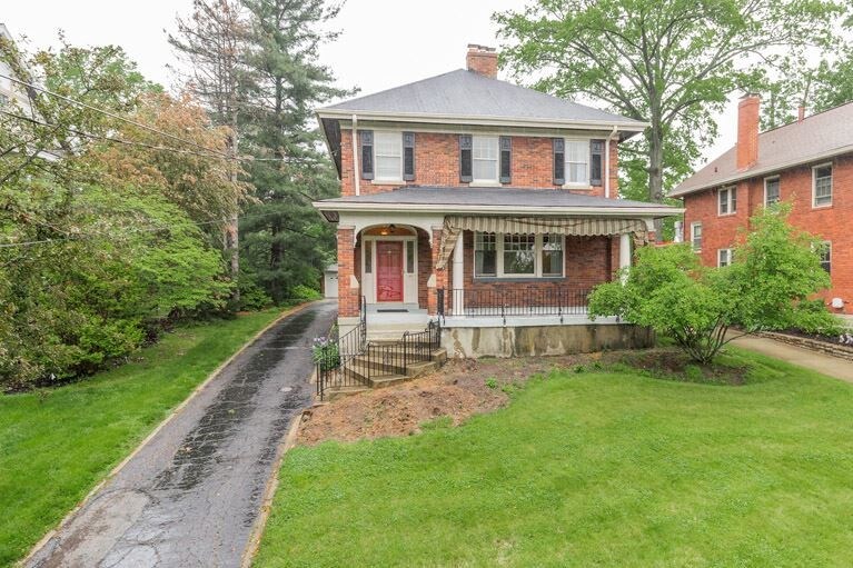 Primary Photo - 27 Bivouac Ave