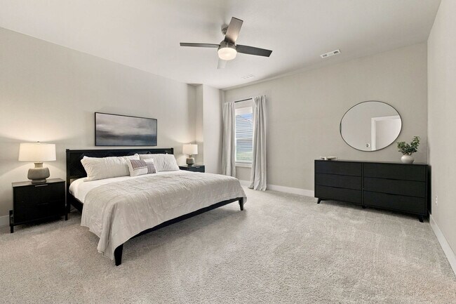 Foto del edificio - 825 Northeast Heights Lane-SI ID1631799P