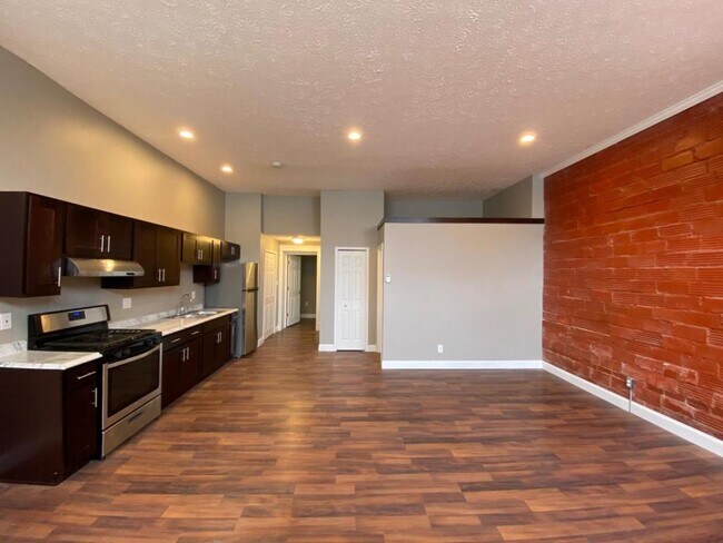 Foto del edificio - 2082 West 95th Street #03