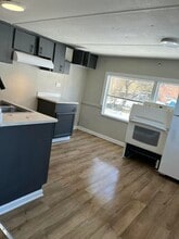 Building Photo - 103 Rice Ct