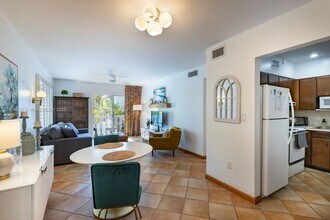 Building Photo - 1150 Madruga Ave