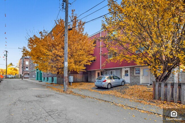Foto del edificio - 120 13th Ave
