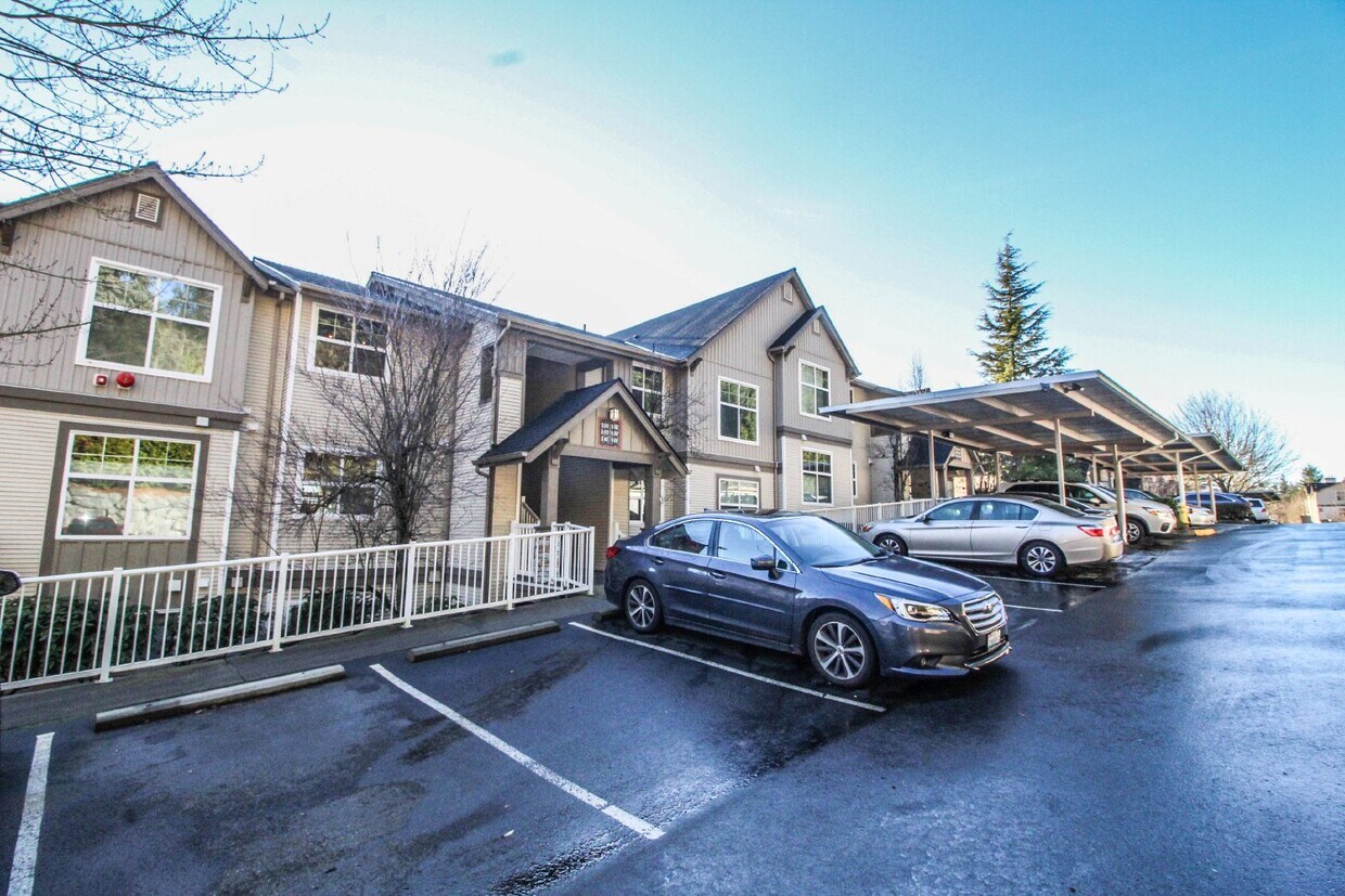 Day Break Condos with excellent territoria... Apartment for Rent in