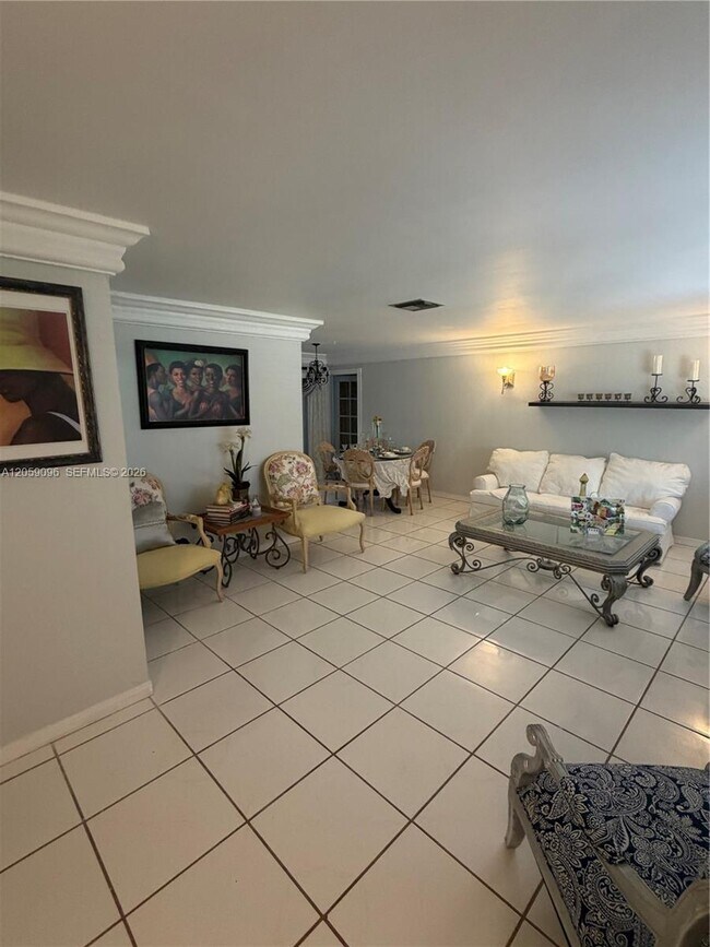 Foto del edificio - 8108 NW 93rd Terrace