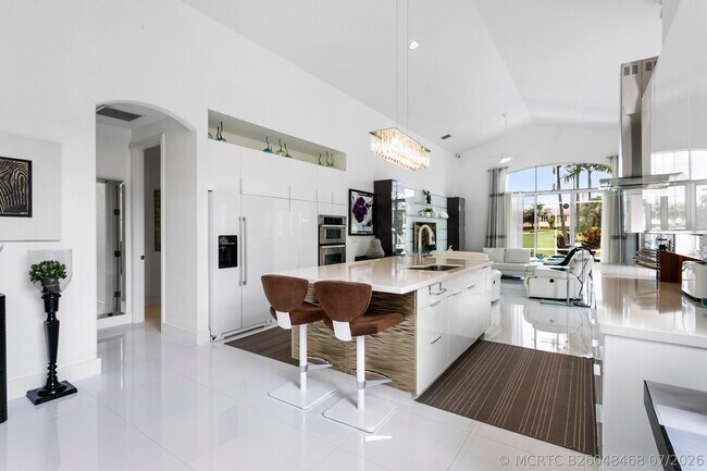 Foto del edificio - 8270 Spyglass Dr