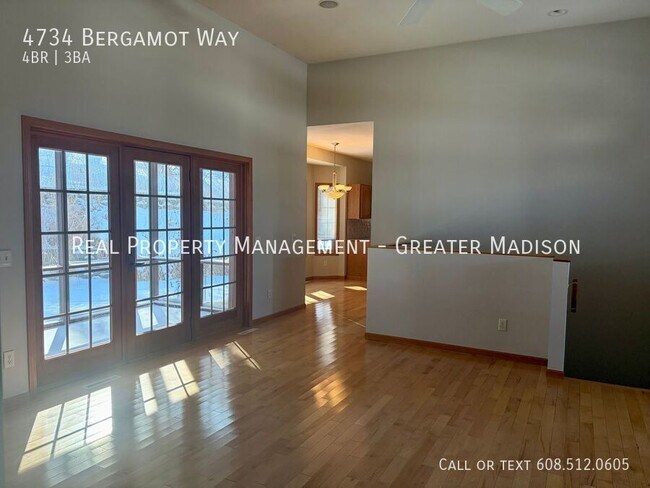 Foto del edificio - 4734 Bergamot Way