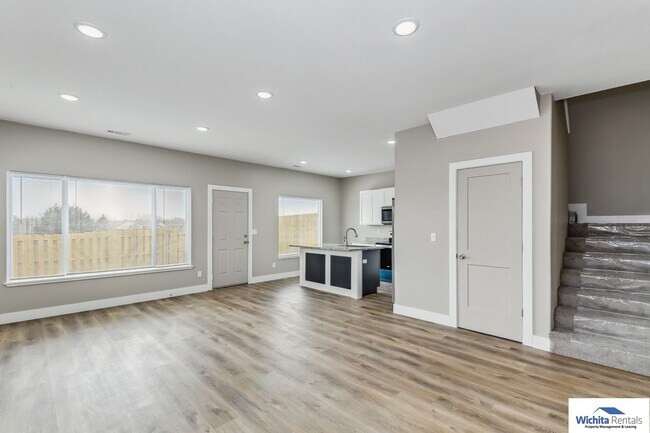 Foto del edificio - 7315 E 34th St N