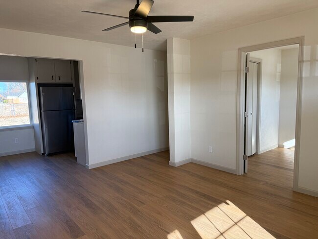 Foto del edificio - 1115 Asalee St