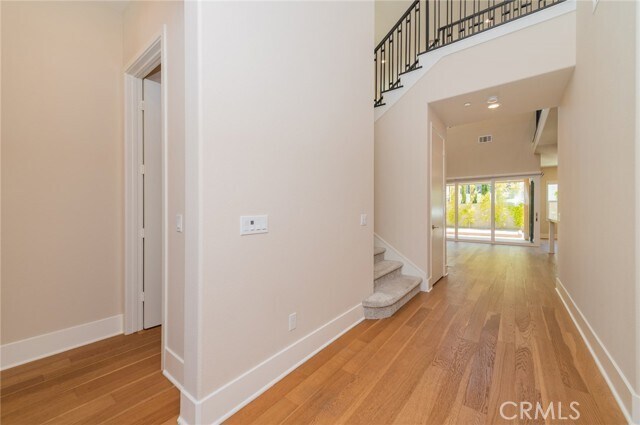 Foto del edificio - 60 Ray