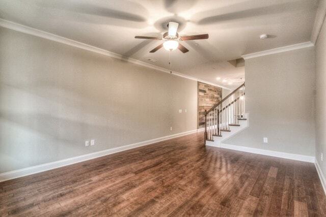 Foto del edificio - 1457 Channing Dr