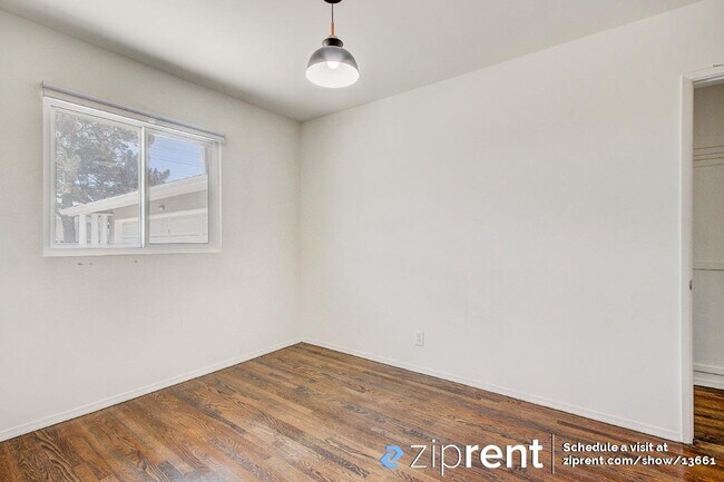 Building Photo - 15302 Prairie Ave