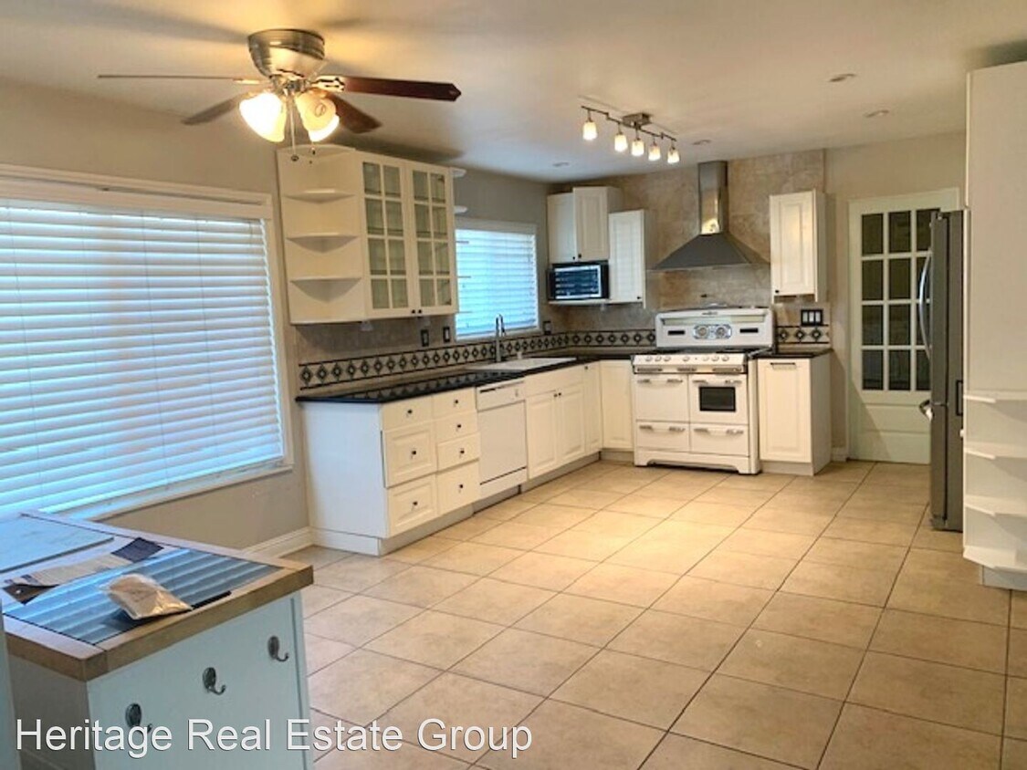 Primary Photo - 3 br, 2 bath House - 942 Rosewood Avenue