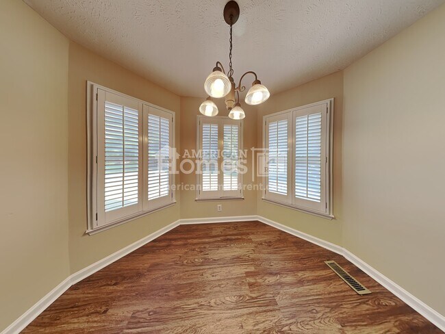 Foto del edificio - 1714 Bridget Drive