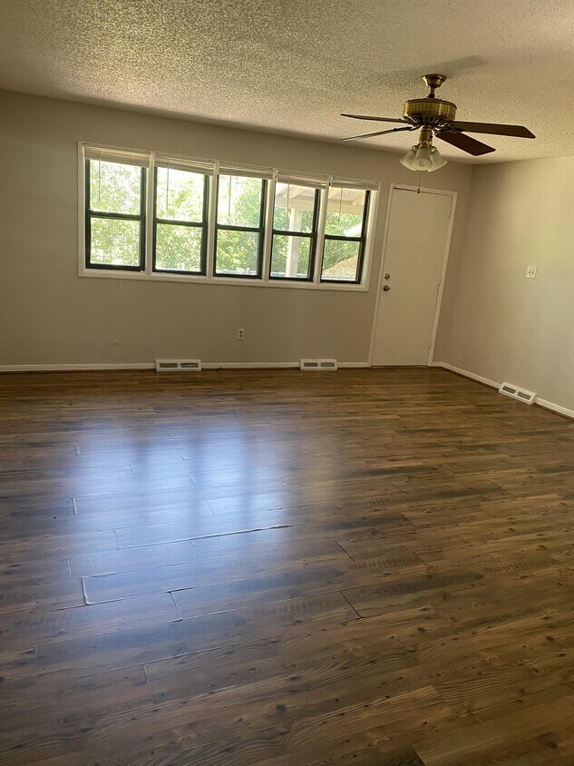 Primary Photo - 6613 Montara Northway
