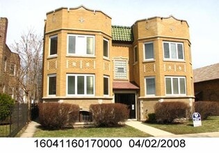 Building Photo - 5518 W Kamerling Ave