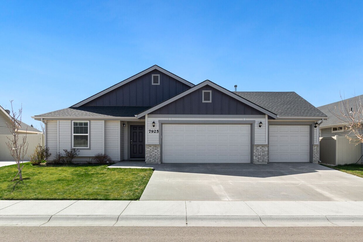 Foto principal - Great Nampa Rental with 3 car garage