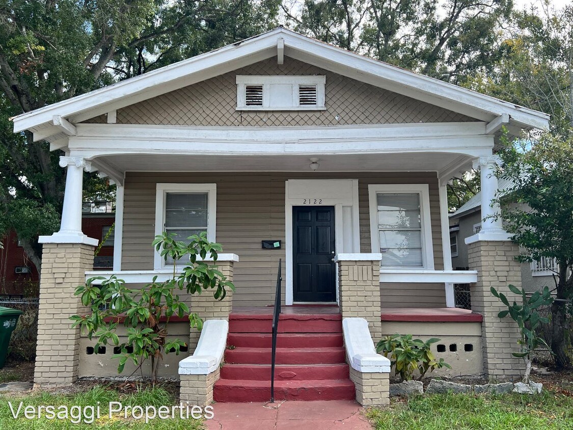 Primary Photo - 3 br, 1 bath House - 2122 W. Chestnut St