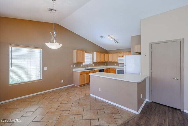 Foto del edificio - GREAT 3 bed, 2 bath home