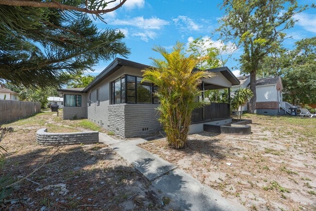 Foto del edificio - 1230 9th Ave S