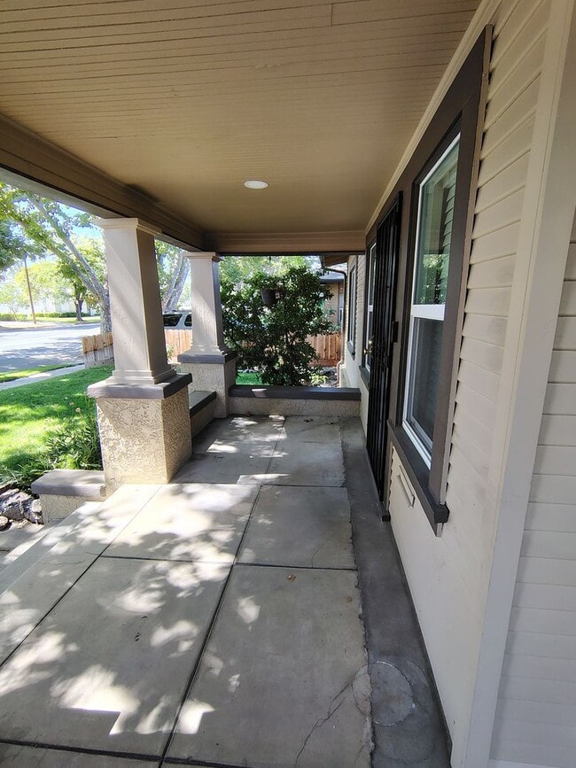 Foto del edificio - 701 Tuolumne Blvd