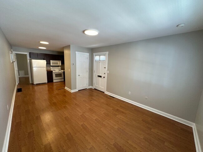 Foto del edificio - 199 E Whittier St