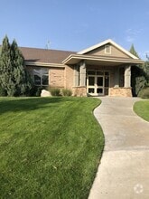Building Photo - 3314 S Ridge Rd