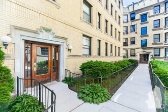 Building Photo - 4600 N Beacon St