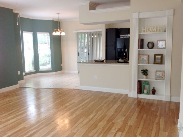Primary Photo - 15885 Memorial Dr