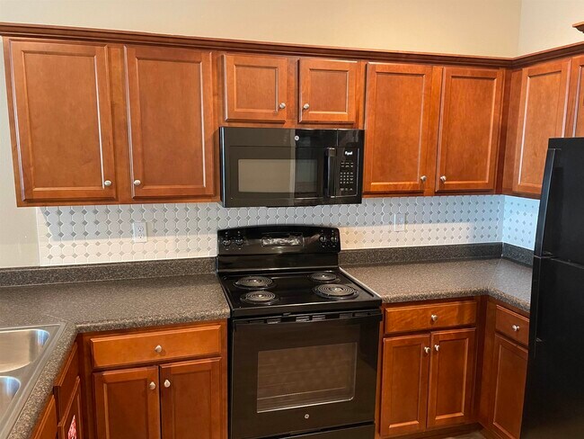 Building Photo - 2249 Del Carmel Way