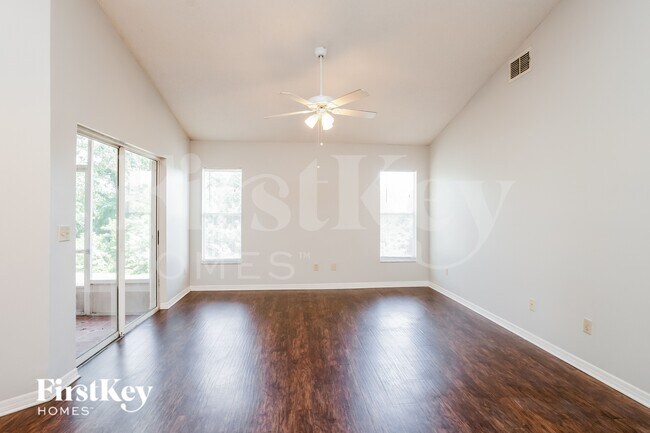Foto del edificio - 6809 Coral Cove Dr