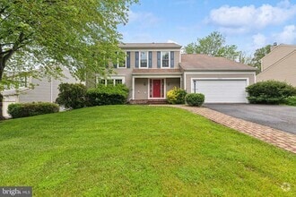Building Photo - 2802 Noble Fir Ct