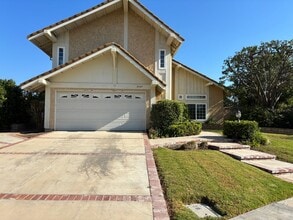 Building Photo - 6169 Saddleback Way