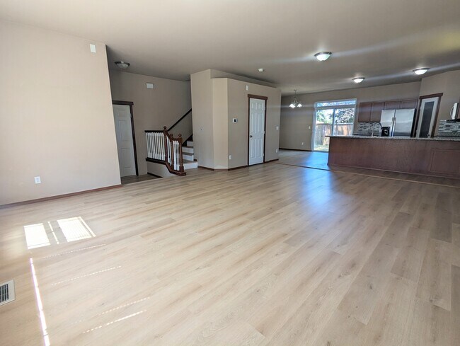 Foto del edificio - 2123 182nd St E