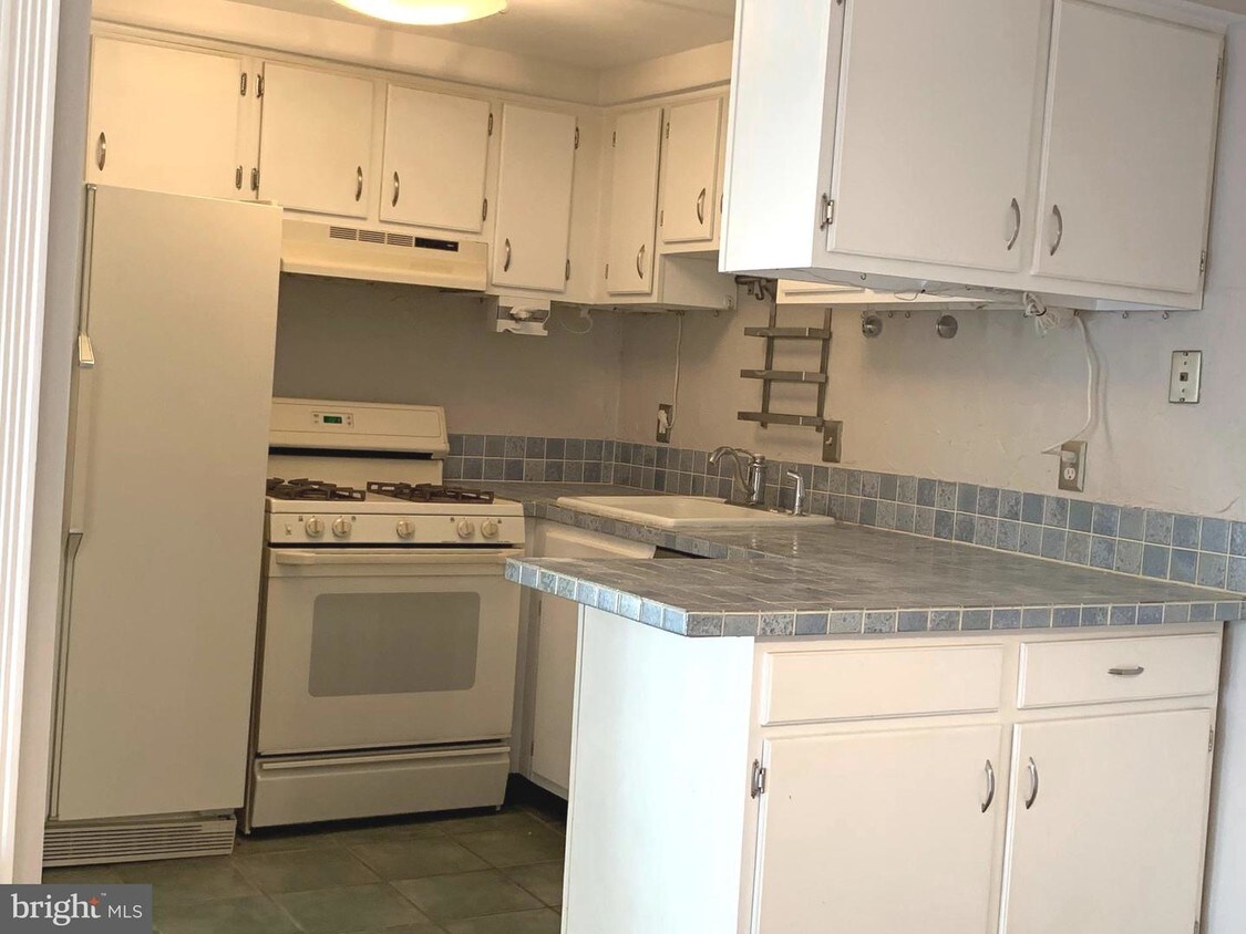 2570 Riva Rd Unit 17C, Annapolis, MD 21401 Condo for Rent in