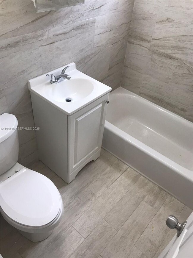 Building Photo - 180 NW 17th St