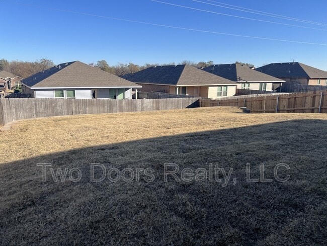 Building Photo - 13812 Klinsman Rd