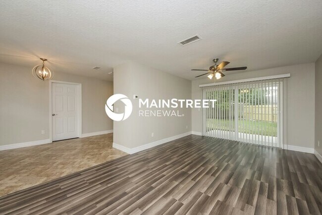 Foto del edificio - 3 Bedroom Pet-Friendly Home in CASSELBERRY, FL with Main Street Renewal