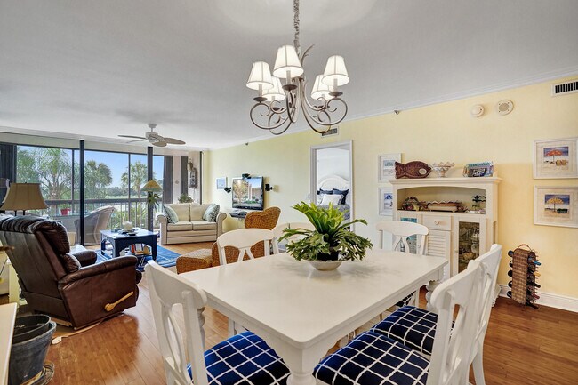 Foto del edificio - 356 Golfview Rd