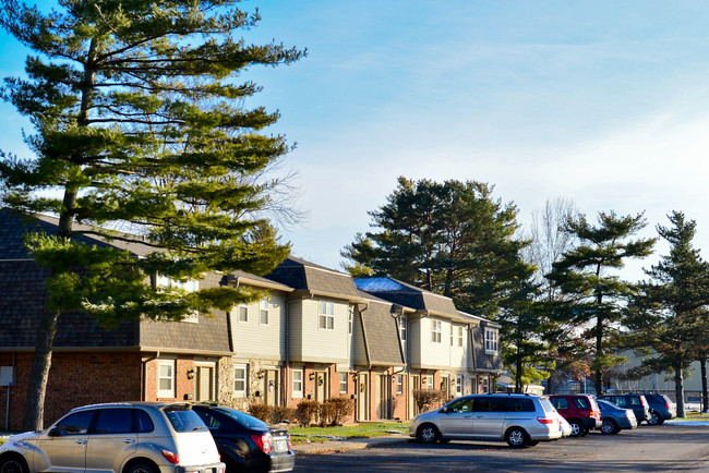 Foto del edificio - Twin Lakes Apartments