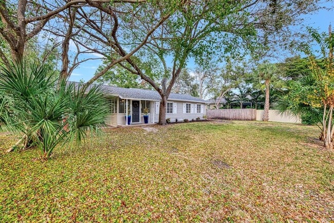 Building Photo - 1891 Prospect St