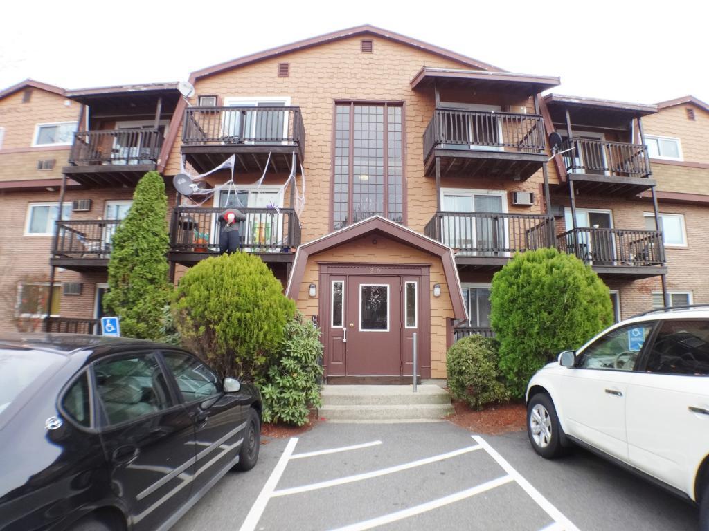 310 Brook Village Rd Unit 34, Nashua, NH 03062 Condo for Rent in