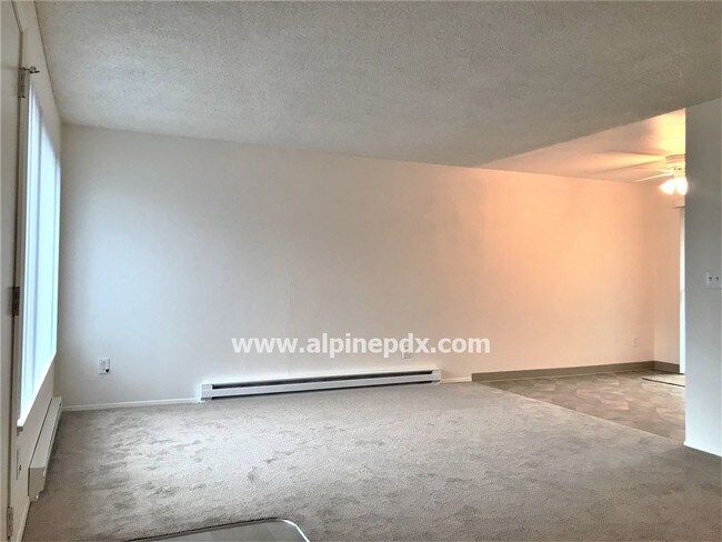 Foto del edificio - Cute duplex W/S/T included with rent