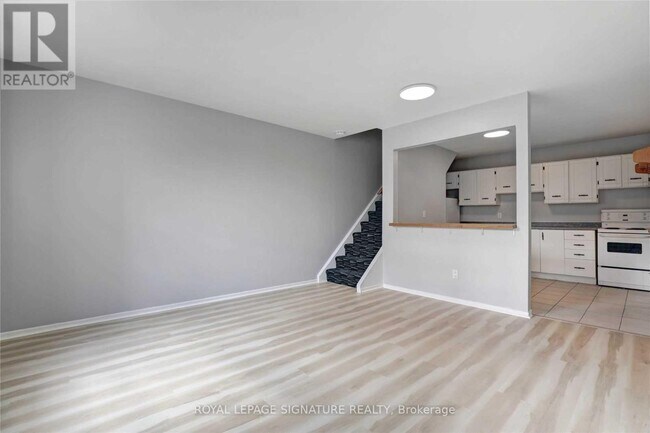 Photo du bâtiment - 937-937 Danforth Ave