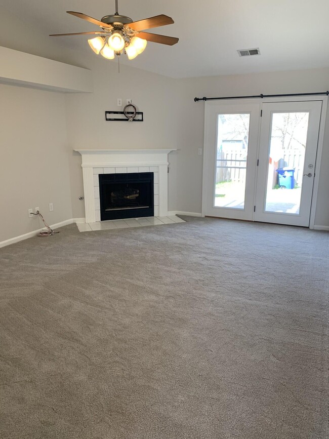Building Photo - 1205 Harmes Way