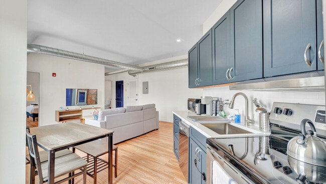 Building Photo - 507 Niagara St